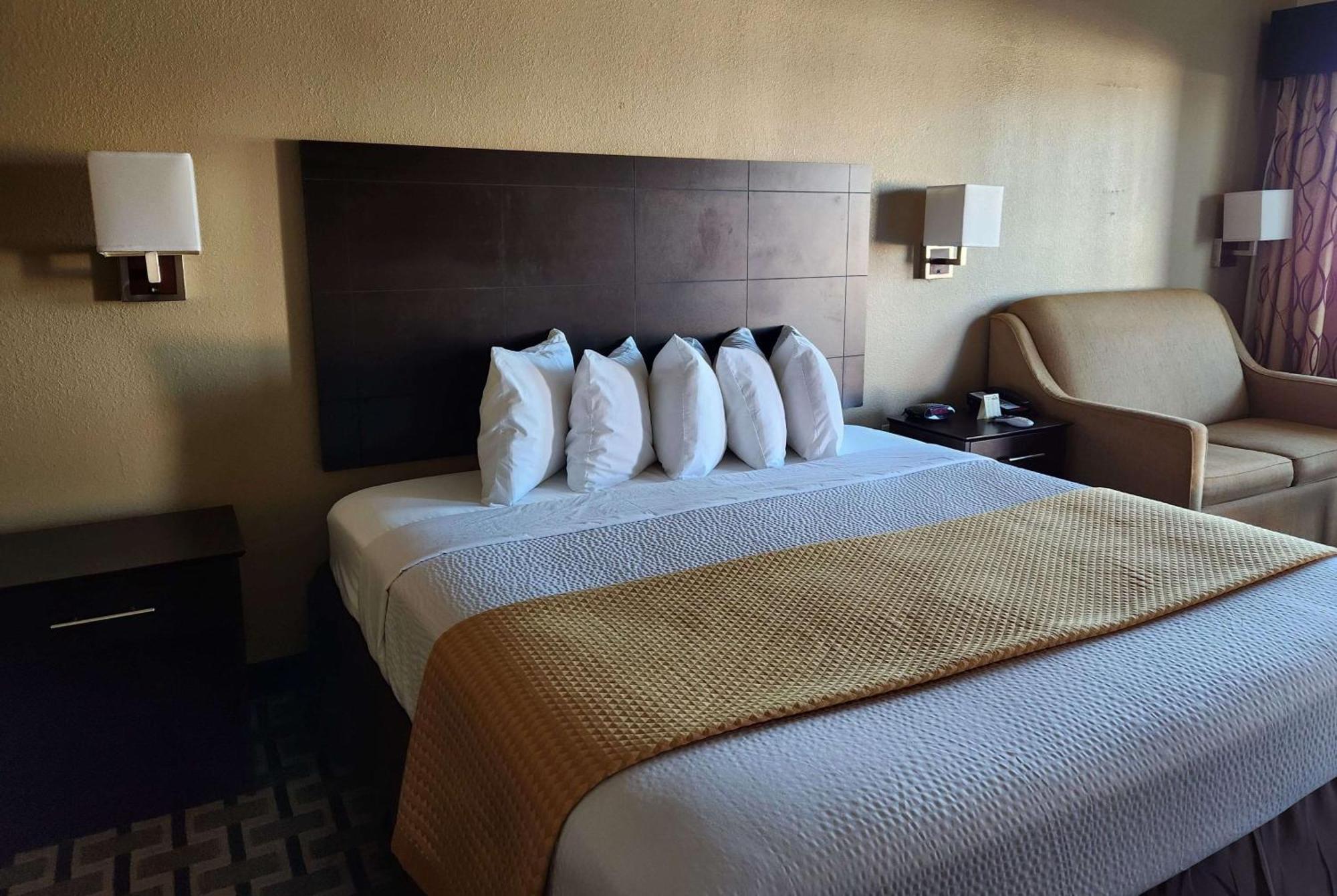 Days Inn By Wyndham Baytown East Exteriér fotografie